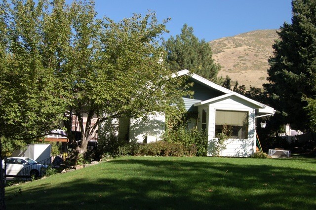 12 East 600 North - Farmington, Utah