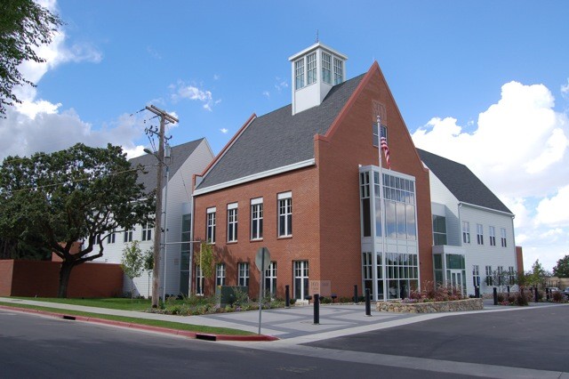 Farmington City Hall - 120 South Main