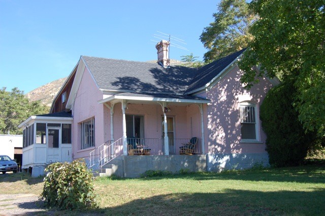 15 East 500 North - Farmington, Utah